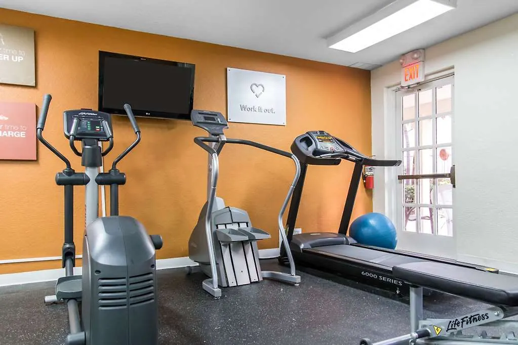 Hotel Hampton By Hilton Grand Cayman Seven Mile Beach George Town