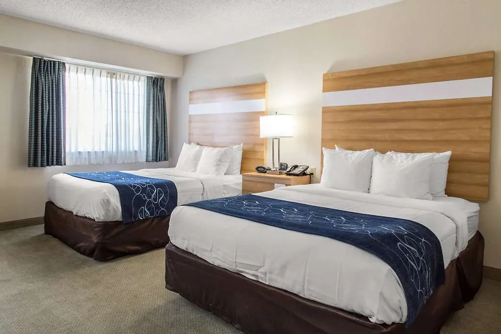 Hampton By Hilton Grand Cayman Seven Mile Beach George Town 3*,