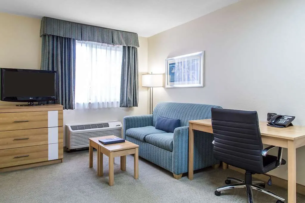 Hampton By Hilton Grand Cayman Seven Mile Beach George Town 3*,  Isole Cayman