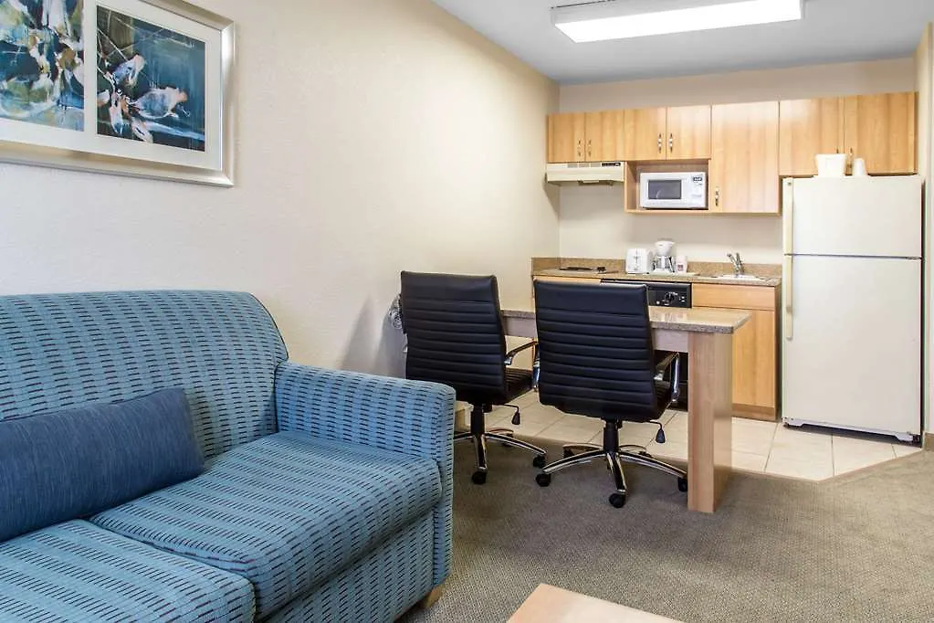 Hampton By Hilton Grand Cayman Seven Mile Beach George Town Isole Cayman