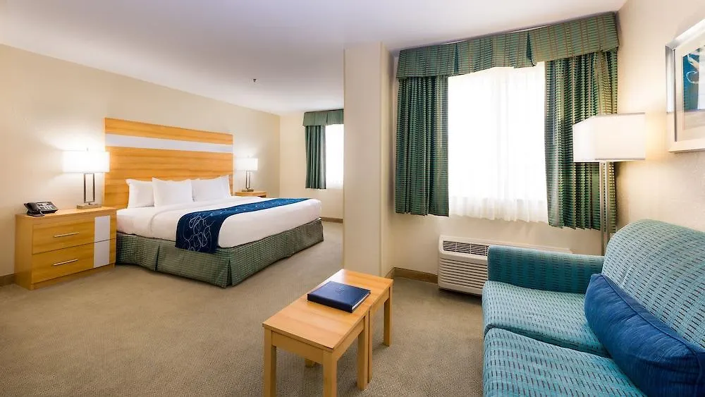 Hampton By Hilton Grand Cayman Seven Mile Beach ジョージ・タウン ホテル