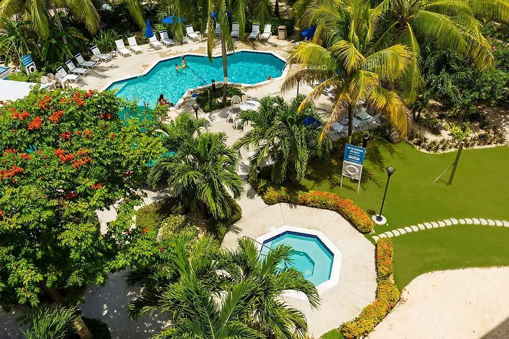 Hampton By Hilton Grand Cayman Seven Mile Beach ジョージ・タウン
