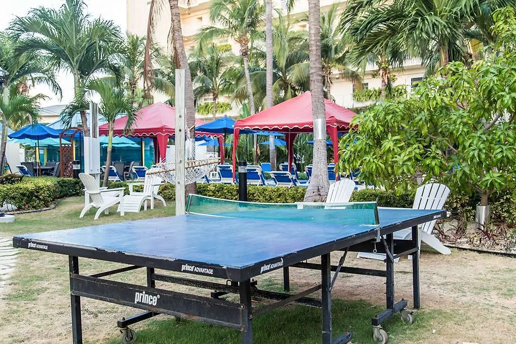 Hampton By Hilton Grand Cayman Seven Mile Beach ジョージ・タウン ケイマン諸島