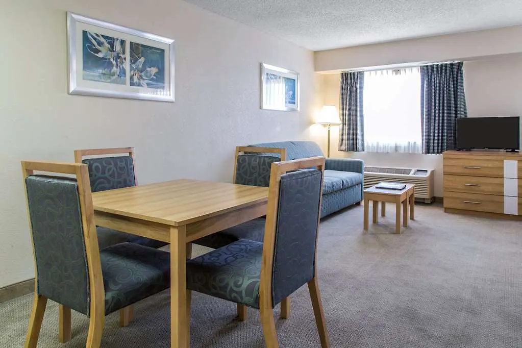ホテル Hampton By Hilton Grand Cayman Seven Mile Beach ジョージ・タウン