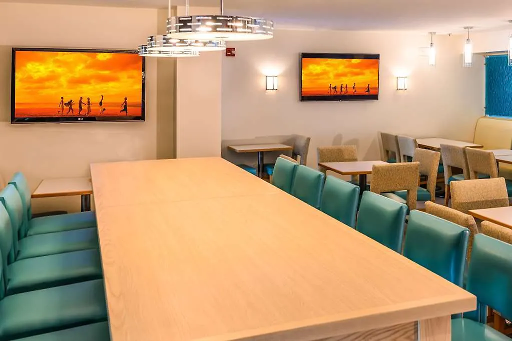 Hampton By Hilton Grand Cayman Seven Mile Beach George Town Hotel